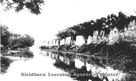 Unknown City wall P0096
