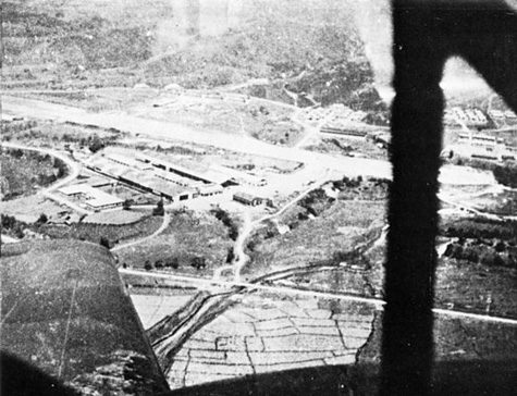 Loiwing oblique view from fighter cockpit